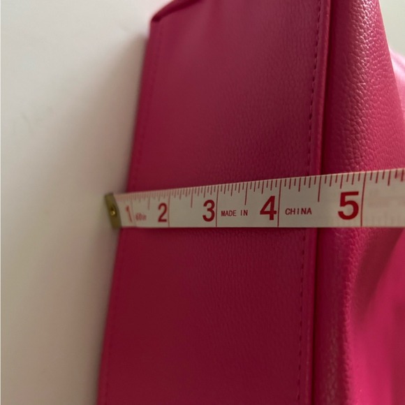 Juicy Couture Faux Leather Pink oversized overnight everyday carry all tote bag - Picture 7 of 11